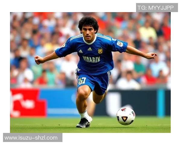 金头发的足球明星如何在绿茵场上书写传奇人生与辉煌成就